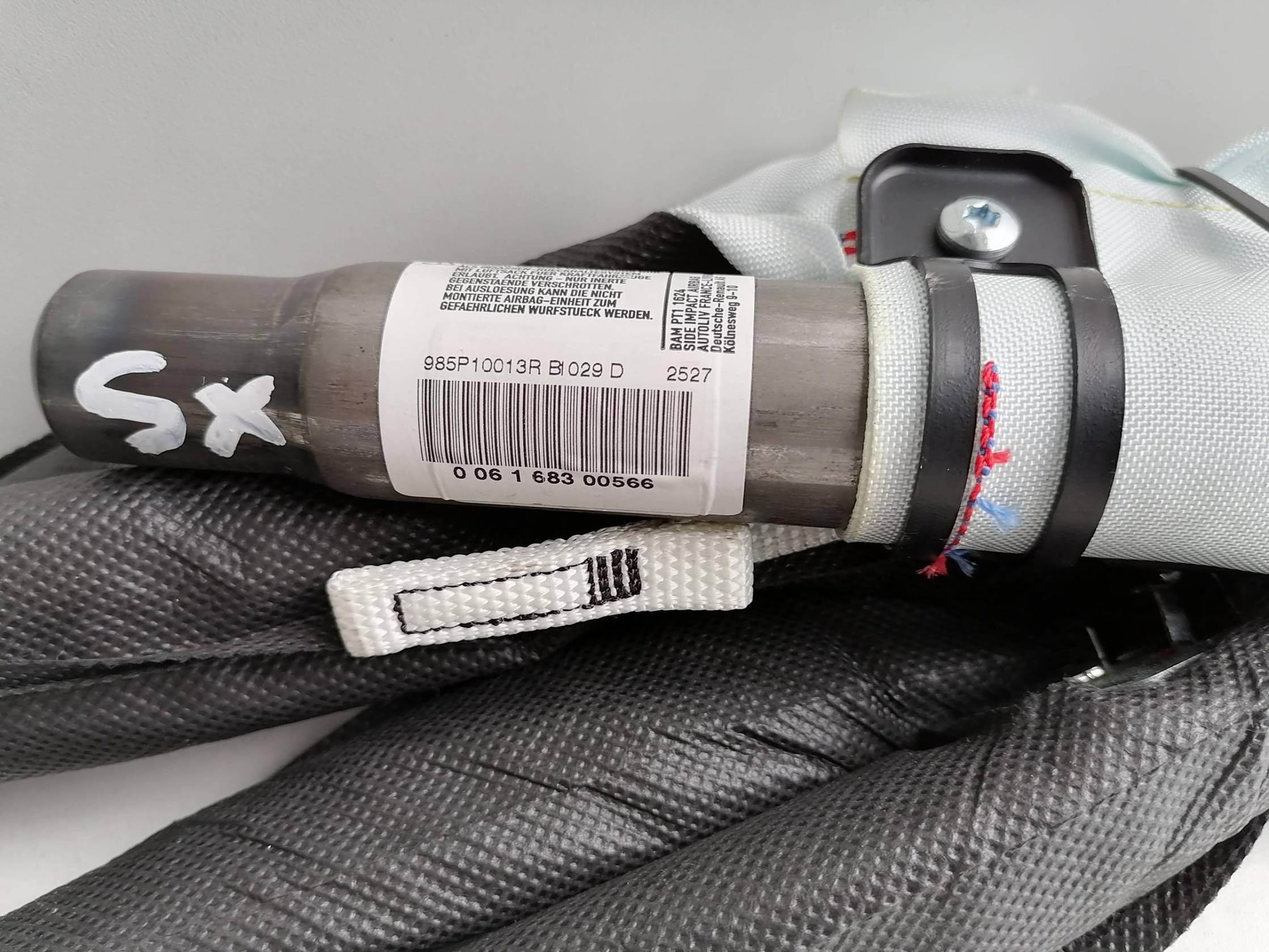 Dispositivo airbag a tendina sx.